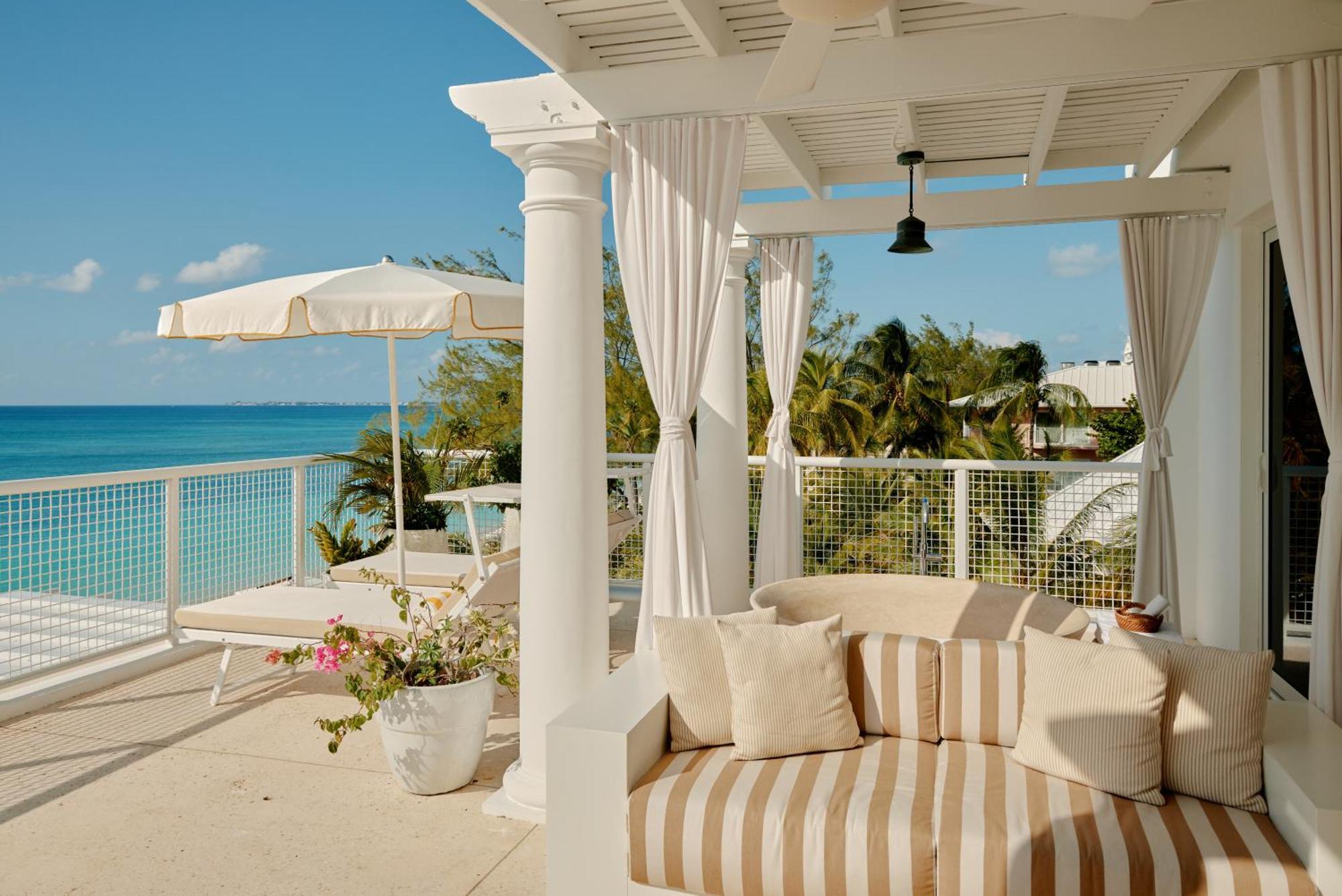 Palm Heights Hotel George Town Bagian luar foto