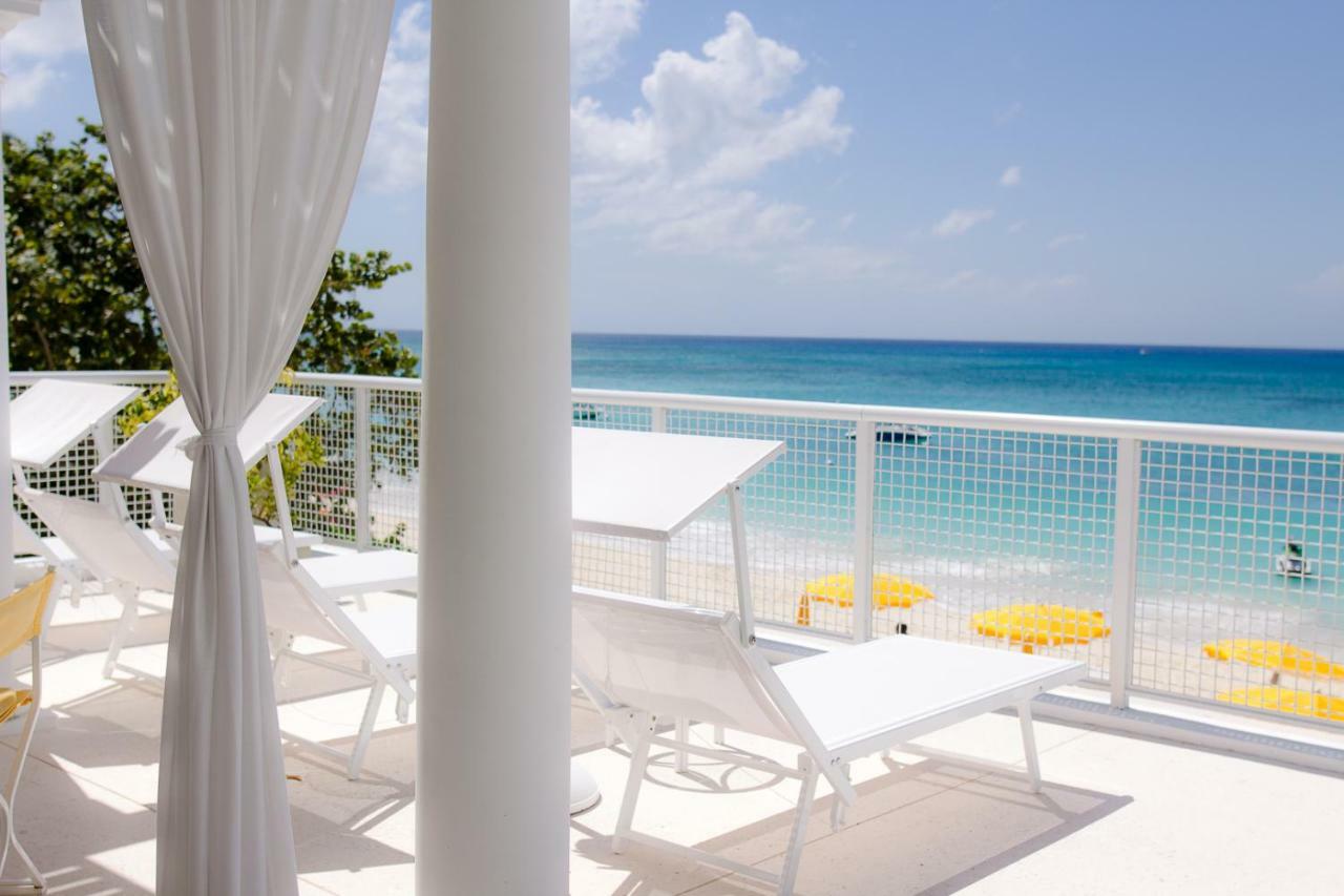 Palm Heights Hotel George Town Bagian luar foto