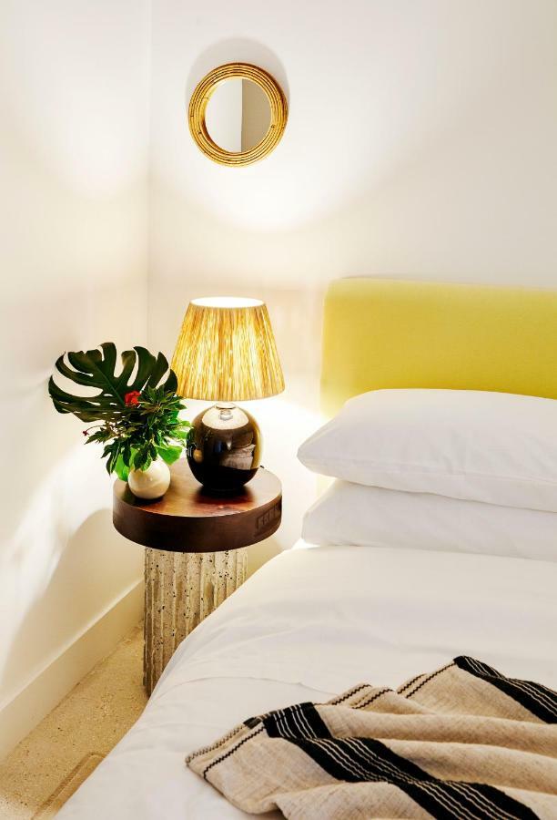 Palm Heights Hotel George Town Bagian luar foto